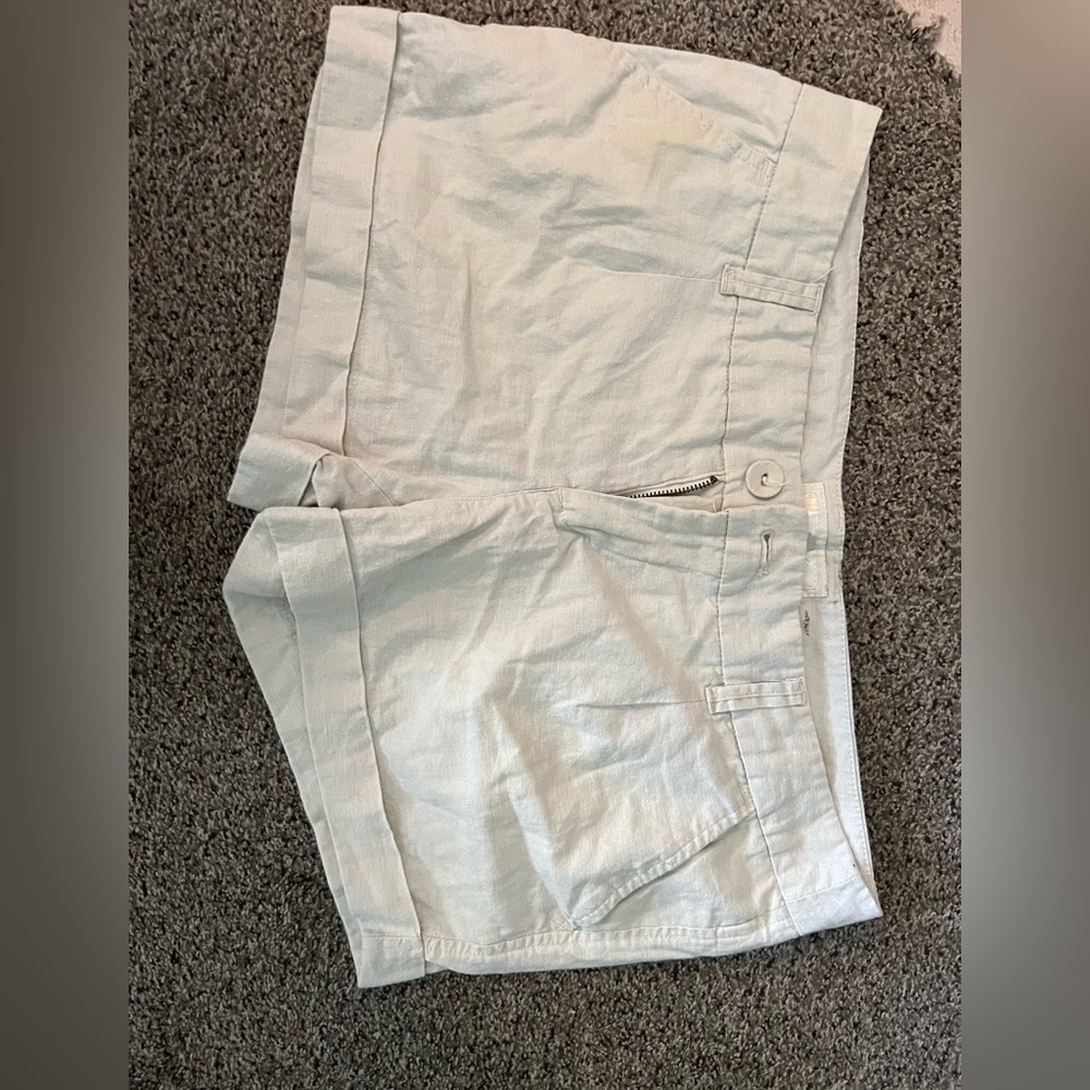 Linen shorts size 28